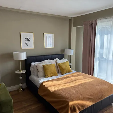 Spacious Studio Flat Next To Earls Court Station London Exterior photo