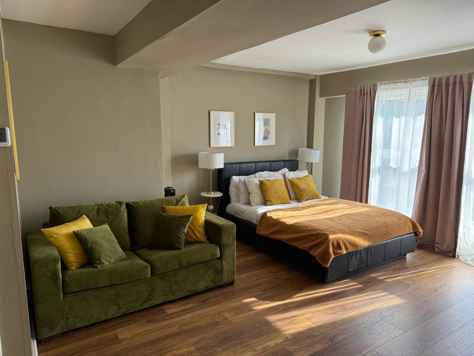 Spacious Flat Next To Earls Court Station Apartment London